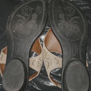 Bata Sandal