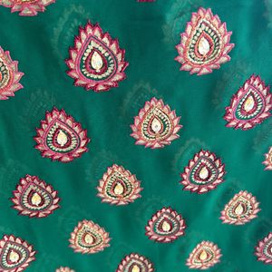 Deep Emarald Green Georgette Saree