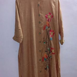 Saffron Kurta With Flower Embroidery