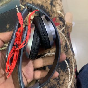 Wired Headphones