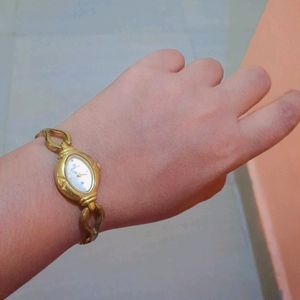 Maxima Brand Women's Watch 🤗Need Batery