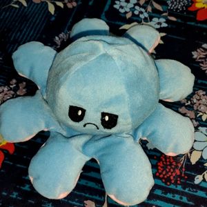 Plushie reversible octopus