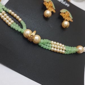 Women Neckpieac With Earings