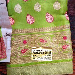 Women Garden Silk Saree