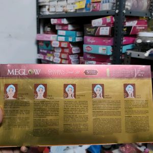 MEGLOW Golden Glitters Facial Kit