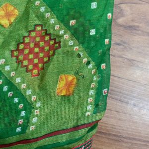 Green Colour Saree With Bandhani Print