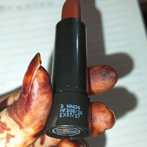 Original Oriflame Chocolate Brown Shade Lipstick.