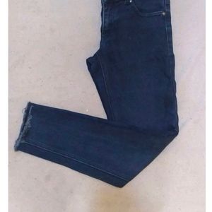 Women Skinn Fit Jeans