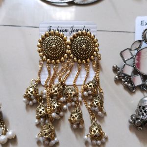 Combo Of 11 Earrings With Freebie