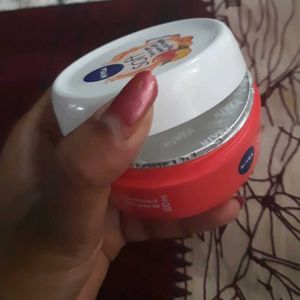 Nivea Peach Moisturizer