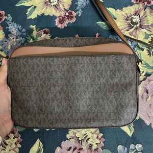 Michael Kors Crossbody Bag