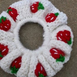 Strawberry 🍓 Crochet Scrunchie