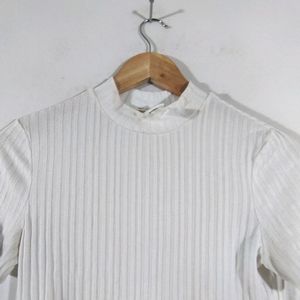 Off White Top (Women's)