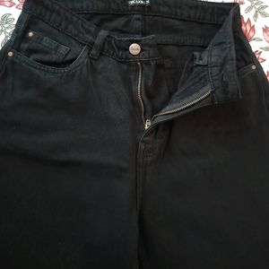 Black Jeans Freakins 28