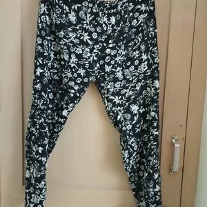 Floral White And Blue Printed Cotton Pants