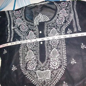 Short Chikankari Kurti