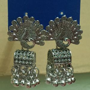 Sale FASHIONABLE EARINGS