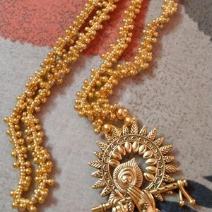 Golden Emitation necklace