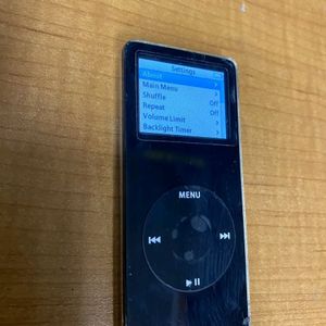 Apple I-pod 1st Generation