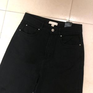 High Waisted Mom Fit Ankle Length Jeans