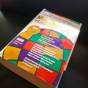 Manorama Yearbook 2017 With Free DVD