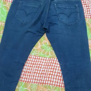 Import Levis Jeans