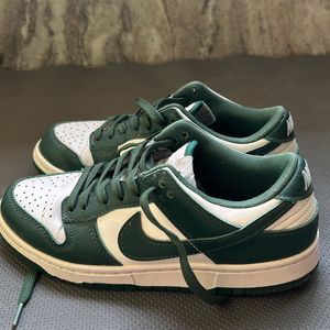 Nike Dunks