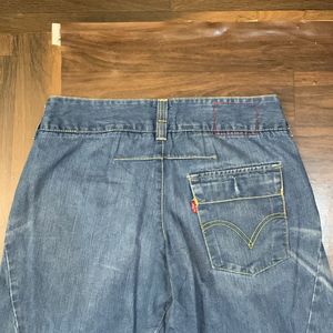 Levi’s Low Waist Baggy Jeans