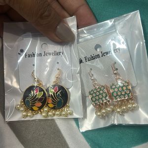 2 Pairs Of Earrings