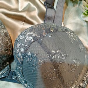 🌸Victoria's Secret Gray Bra 🌸