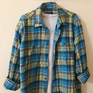 "Checkered Charm: The Ultimate Casual Shirt"