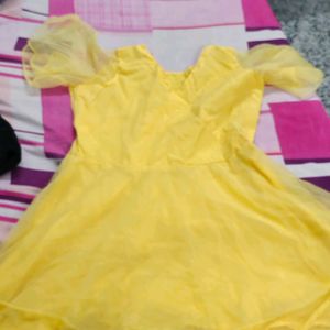 YELLOW MINI PARTY DRESS