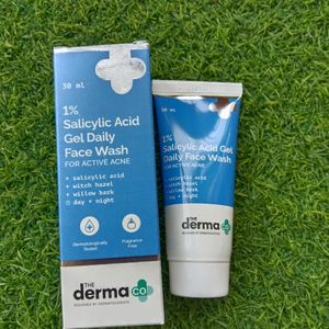 The Derma Co Salicylic Acid Gel Face Wash