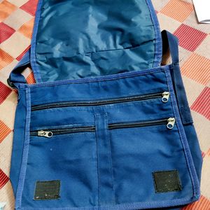 BLUE DENIM SILNG BAG