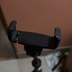 Tripod Stand