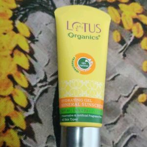 Hydrating Gel Mineral Sunscreen