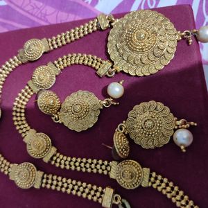 Necklace Set