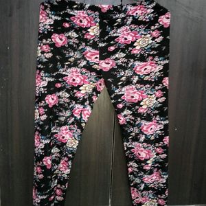 Pibk Floral Leggings For Winters.