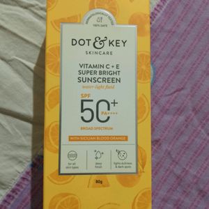 Vit C+E super bright sunscreen