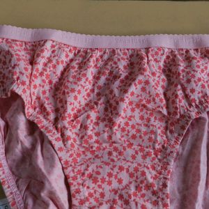 Original Van Heusen Panties Size Medium