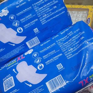 Pack Of 2 STAYFREE SANITARY PAD XL Size