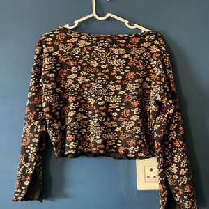 Zudio Full Sleeved Cropped Top With Flower Print