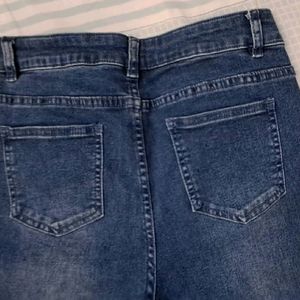 DENIM BOOT CUT JEANS NOT SELLING IN COINS