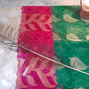 Price Dropped! Beautiful Saree With Golden Border