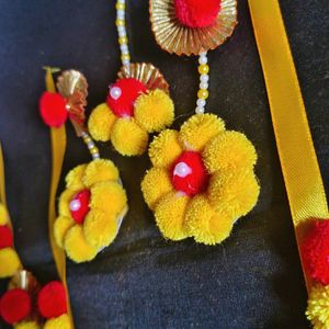 Pompom Haldi Mehandi Set