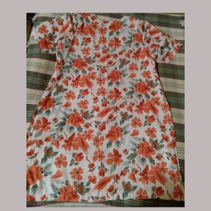 Woman's Floral Print Kurta