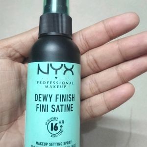 Nyx Dewy Finish Setting Spray(60ml)