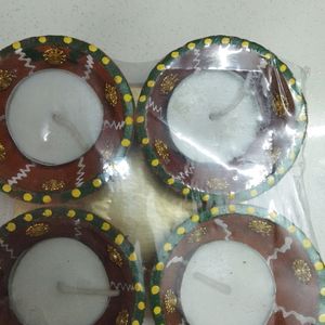 A Set Of 4 Fancy Diyas