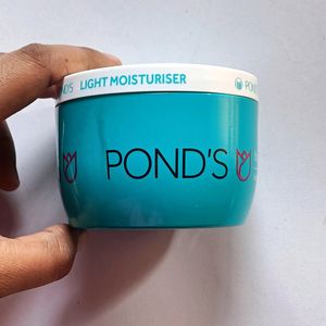 Winter Essential Ponds Light Moisturizer