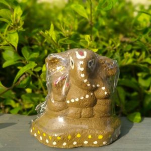 3"GANPATIJI IDOL Made From Cow Dung.